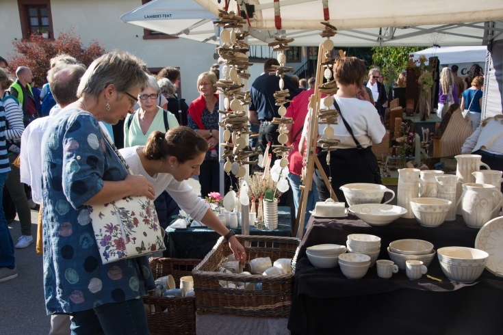 Kunsthandwerkermarkt Holzen