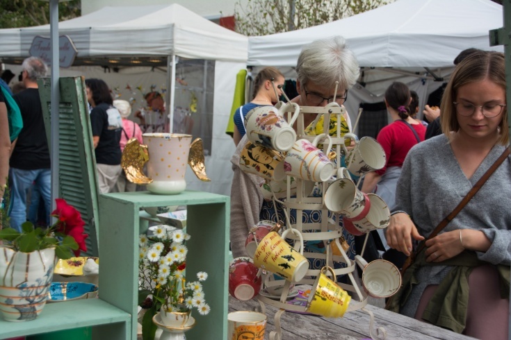 Kunsthandwerkermarkt Holzen